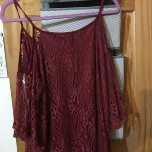 Cold shoulder , maroon